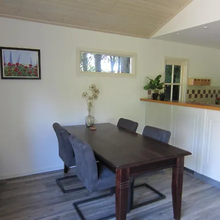 Hderh Vakantiehuis Ermelo-harderwijk, Gemeubileerd, Bos, Heide En Strand Holiday home *