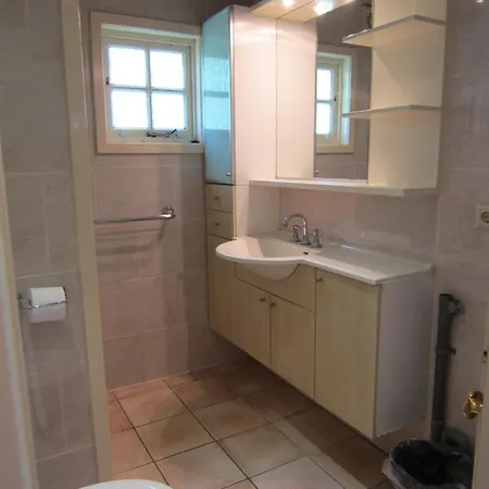 Hderh Vakantiehuis Ermelo-harderwijk, Gemeubileerd, Bos, Heide En Strand Holiday home